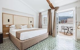 Boutique Suites 186  2*